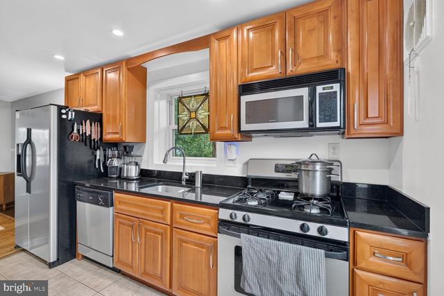 1112 KIRKLYNN AVE, Takoma Park, MD 20912