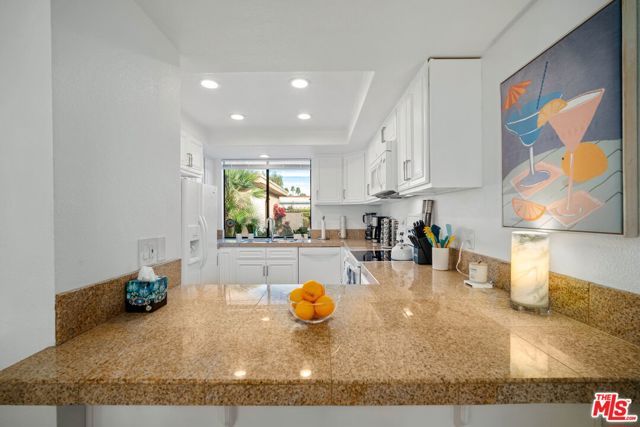 60 La Ronda Drive, Rancho Mirage, CA 92270