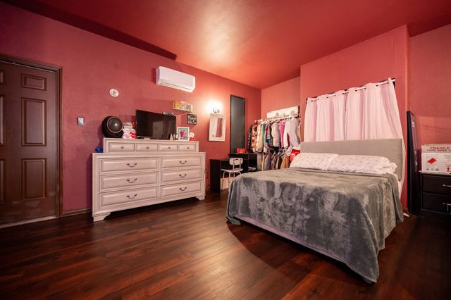 1823 Blue Water Bay Drive, Katy, TX 77494