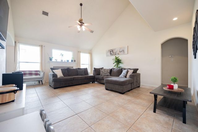 1823 Blue Water Bay Drive, Katy, TX 77494