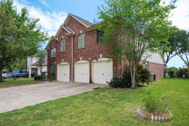 1823 Blue Water Bay Drive, Katy, TX 77494