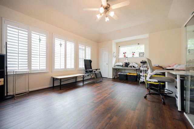 1823 Blue Water Bay Drive, Katy, TX 77494