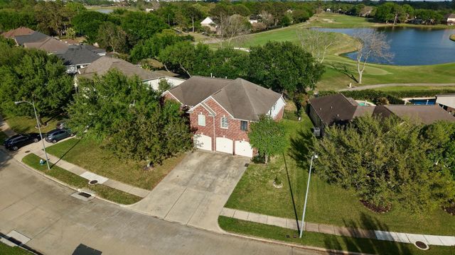 1823 Blue Water Bay Drive, Katy, TX 77494