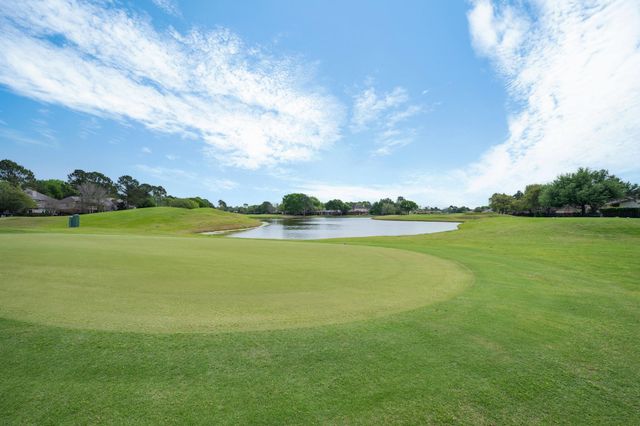 1823 Blue Water Bay Drive, Katy, TX 77494