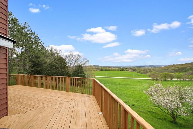 S6307 Yum Yum Hill Road, Merrimac, WI 53561