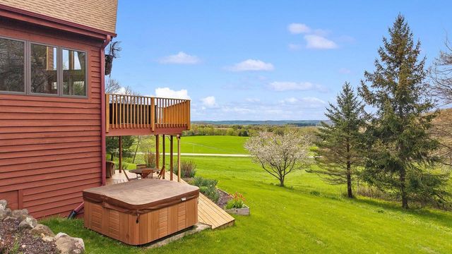 S6307 Yum Yum Hill Road, Merrimac, WI 53561