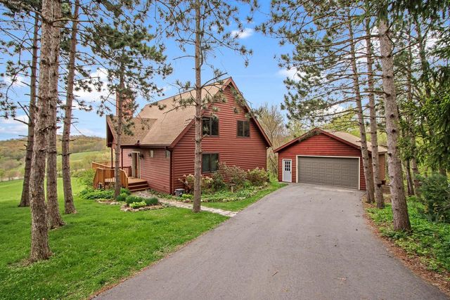 S6307 Yum Yum Hill Road, Merrimac, WI 53561