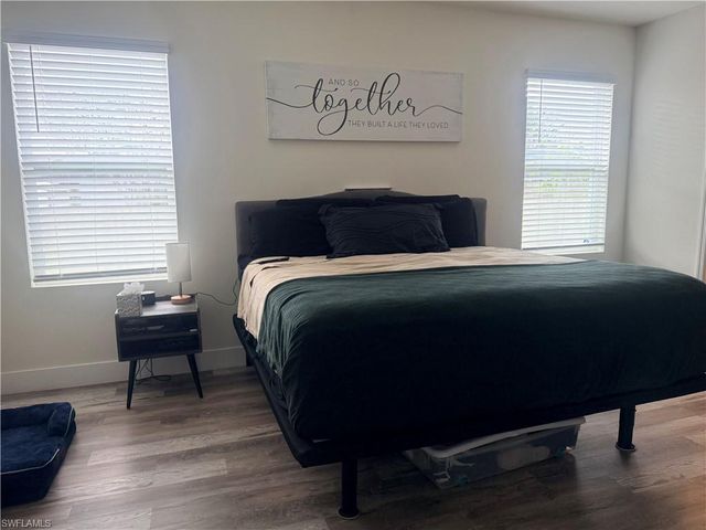 2624 NE 7th AVE, Cape Coral, FL 33909