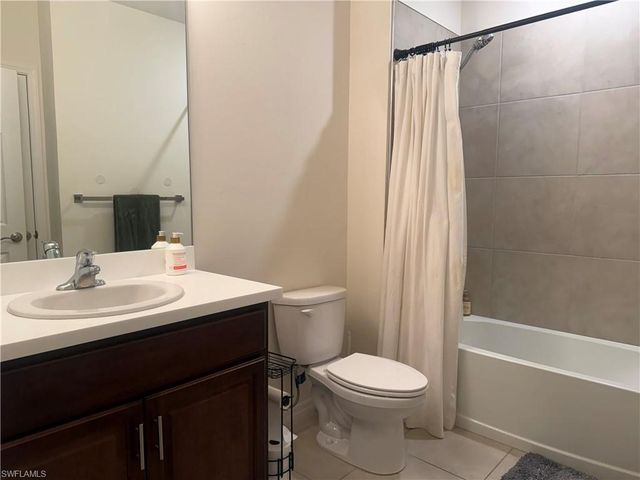 2624 NE 7th AVE, Cape Coral, FL 33909