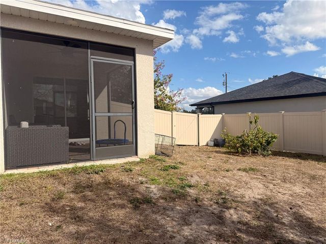 2624 NE 7th AVE, Cape Coral, FL 33909