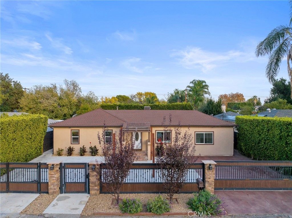 Image 1 of property listing at 8450 Calvin Avenue, Northridge, CA 91324