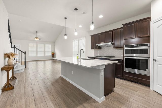 9802 Acero DR, Austin, TX 78717