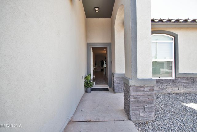 13416 Cinderford Avenue, El Paso, TX 79928