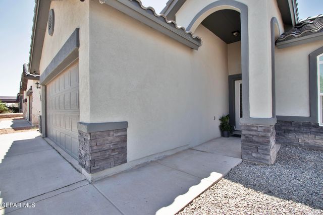 13416 Cinderford Avenue, El Paso, TX 79928