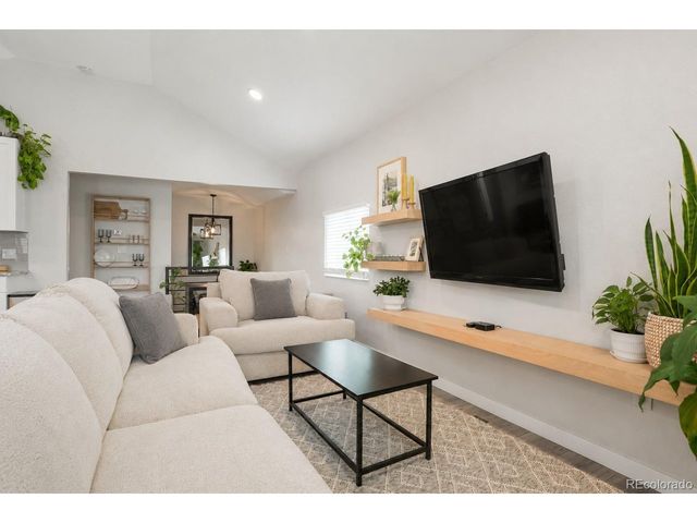 243 S Osceola St, Denver, CO 80219