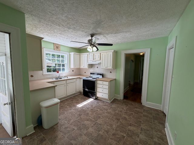 2619 Maple Road SE, Rome, GA 30161