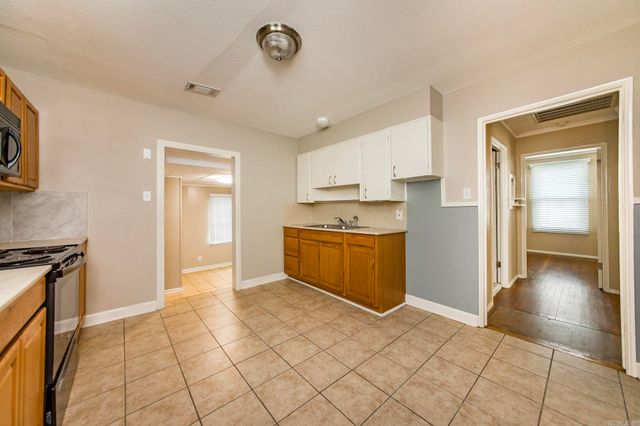 1200 W 49TH Street, North Little Rock, AR 72118