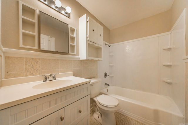 1200 W 49TH Street, North Little Rock, AR 72118