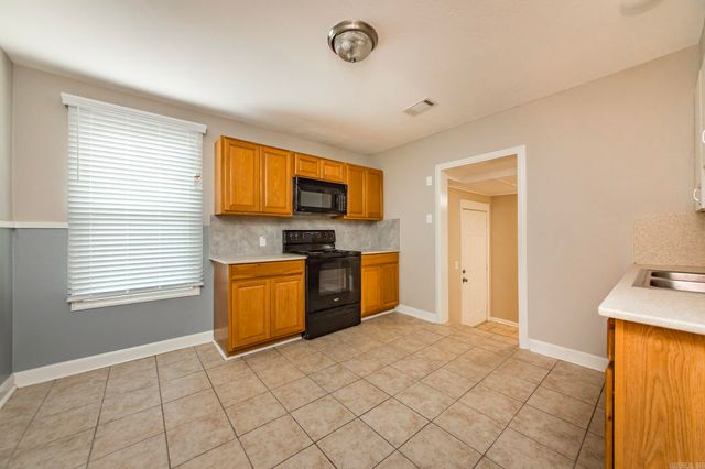 1200 W 49TH Street, North Little Rock, AR 72118