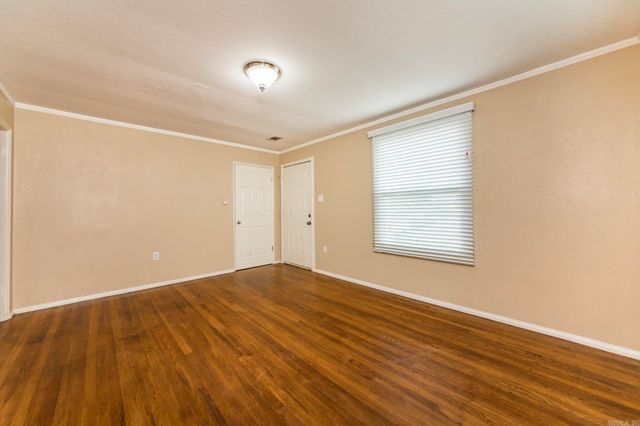 1200 W 49TH Street, North Little Rock, AR 72118