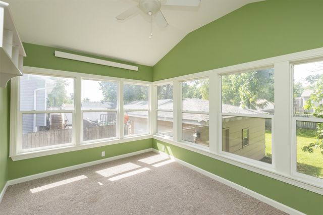 127 Alpha Street NW, Bondurant, IA 50035