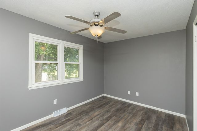 127 Alpha Street NW, Bondurant, IA 50035