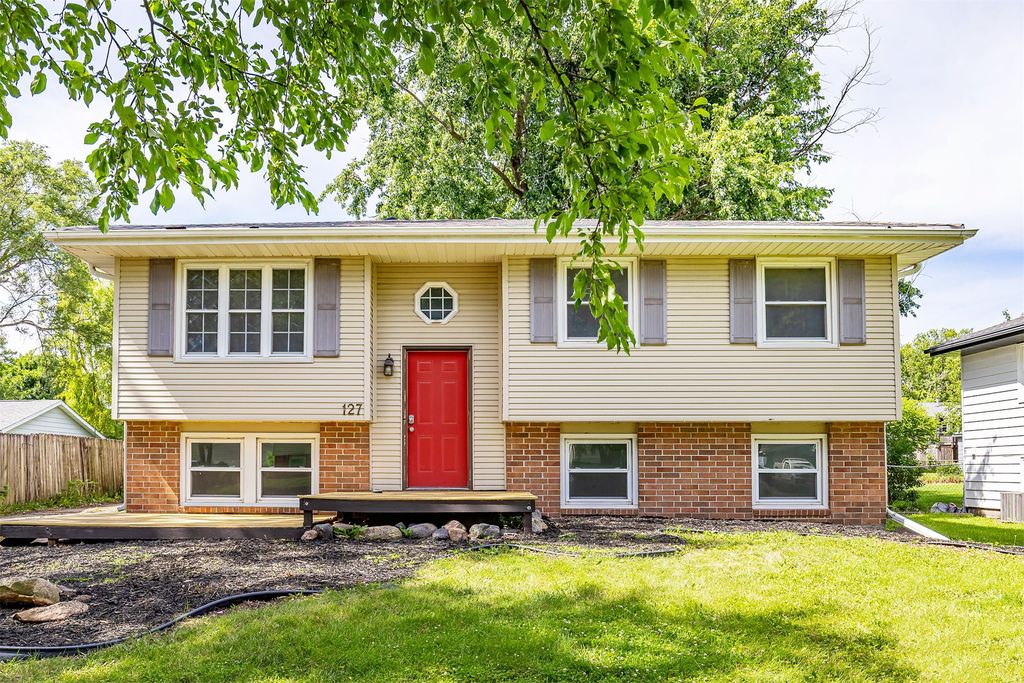 127 Alpha Street NW, Bondurant, IA 50035