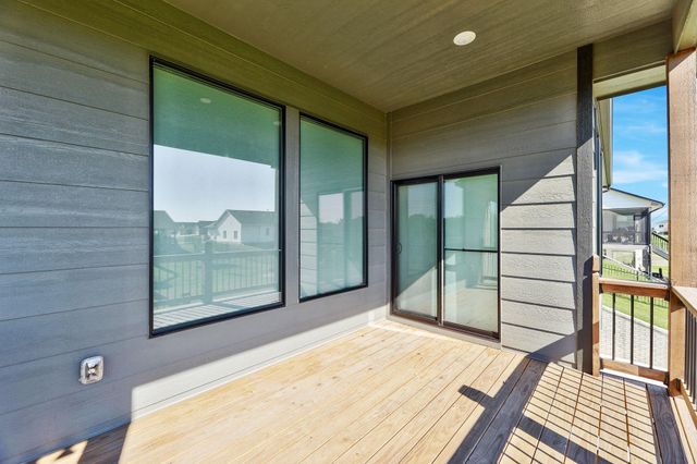 230 S Wellcrest, Goddard, KS 67052