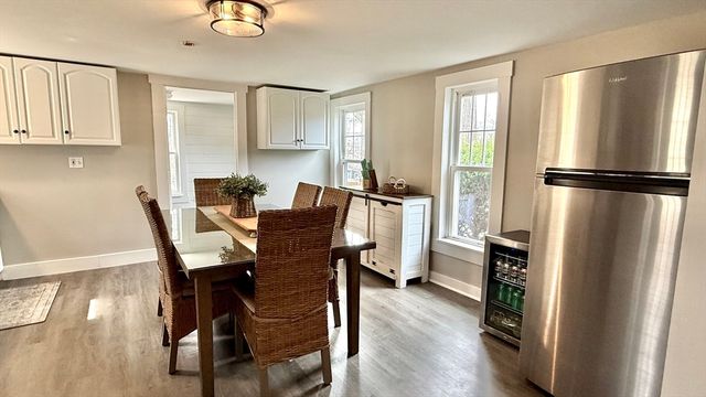 59 Redstone Hill Rd, Sterling, MA 01564