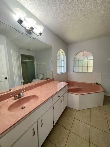 1098 W SEAGATE DRIVE, Deltona, FL 32725