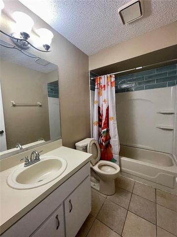 1098 W SEAGATE DRIVE, Deltona, FL 32725