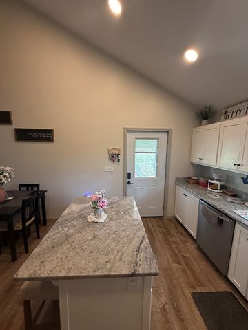 121 Old Highway 5, Blue Ridge, GA 30513
