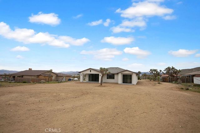 58778 Sun Oro Road, Yucca Valley, CA 92284