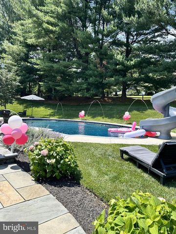 239 HEATHER RIDGE CIR, West Chester, PA 19382