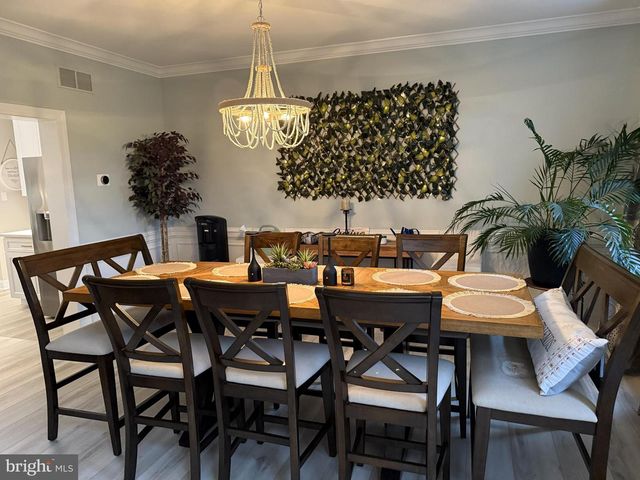 239 HEATHER RIDGE CIR, West Chester, PA 19382