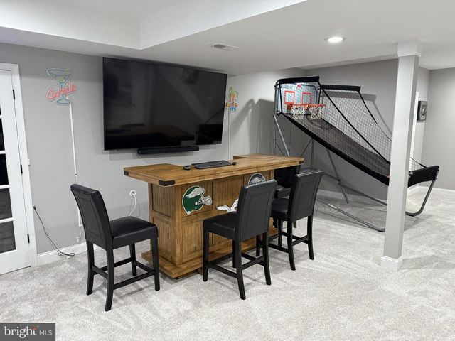 239 HEATHER RIDGE CIR, West Chester, PA 19382