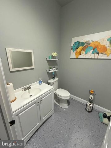 239 HEATHER RIDGE CIR, West Chester, PA 19382