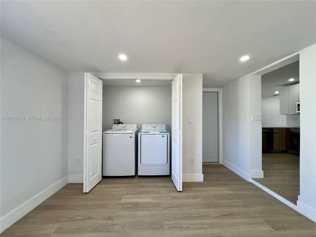 2370 NW 96th St, Miami, FL 33147