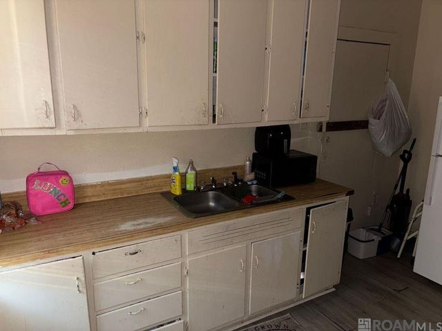 1327 Julia St, Baton Rouge, LA 70802