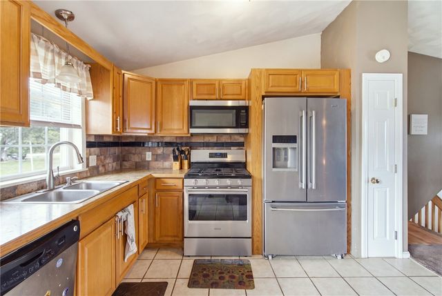 71 Clemence Street, Cranston, RI 02920
