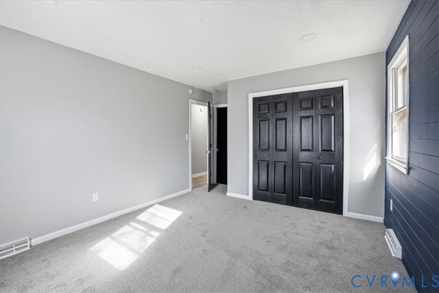 11301 Sweetgum Ln, Disputanta, VA 23842