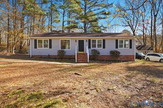 11301 Sweetgum Ln, Disputanta, VA 23842