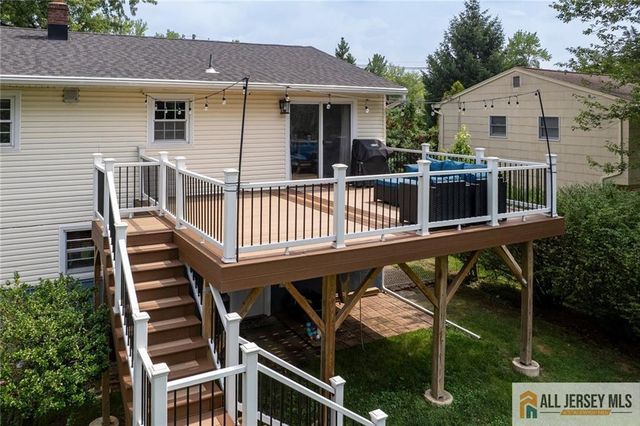 2025 Oak Tree Road, Edison, NJ 08820