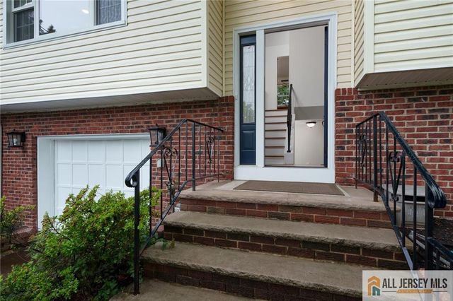 2025 Oak Tree Road, Edison, NJ 08820