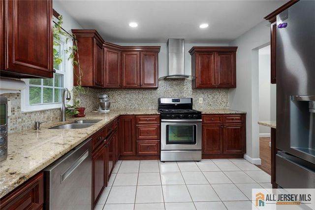2025 Oak Tree Road, Edison, NJ 08820