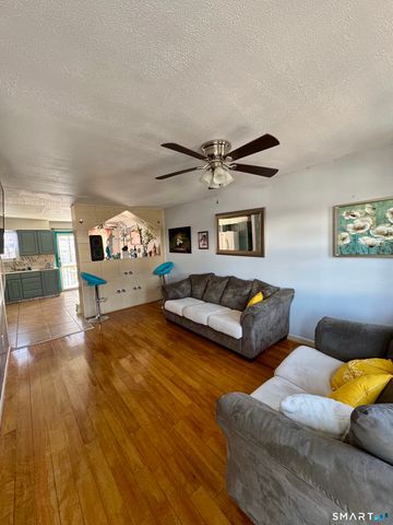 12 Scuppo Road D4, Danbury, CT 06811