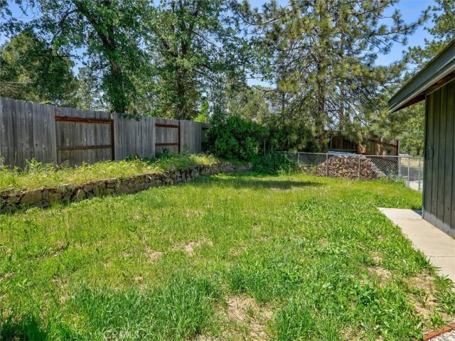 45744 N Oakview, Oakhurst, CA 93644