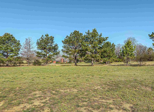 136 Lynn Terrace, Gassville, AR 72635