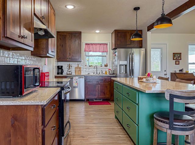 136 Lynn Terrace, Gassville, AR 72635