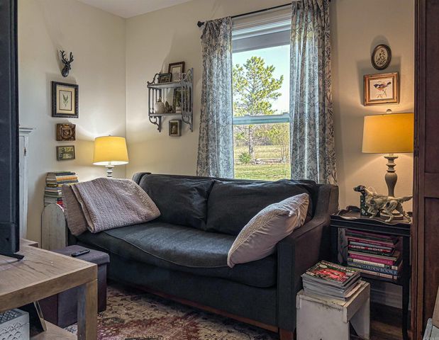 136 Lynn Terrace, Gassville, AR 72635